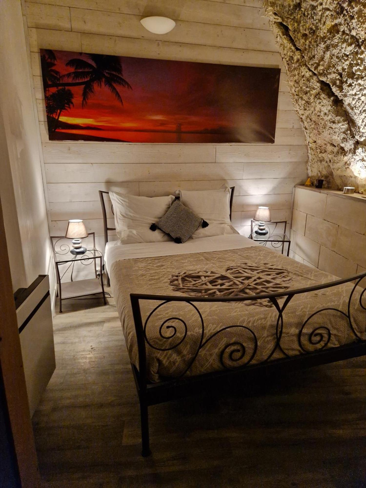 Chambres D'Hotes Troglodytes Le Clos De L'Hermitage Amboise Zimmer foto
